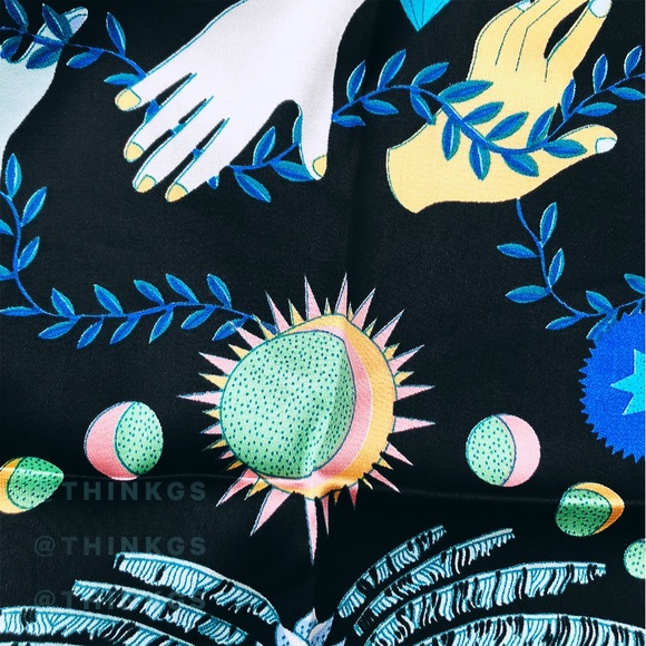 🌚 Occult Scarf 🌝 - Picture 4 of 6